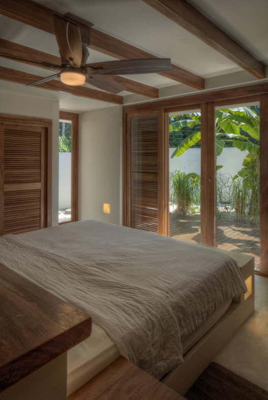 亚马逊绿意中的"Manaus House"-24