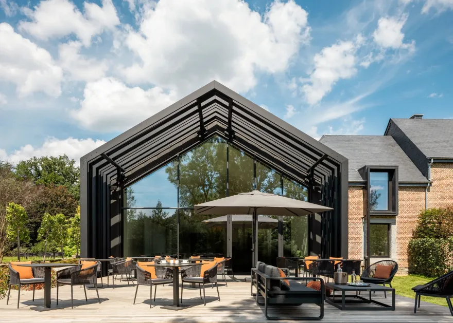 猎境奢华 | 比利时 Château de Vignée 酒店设计-11