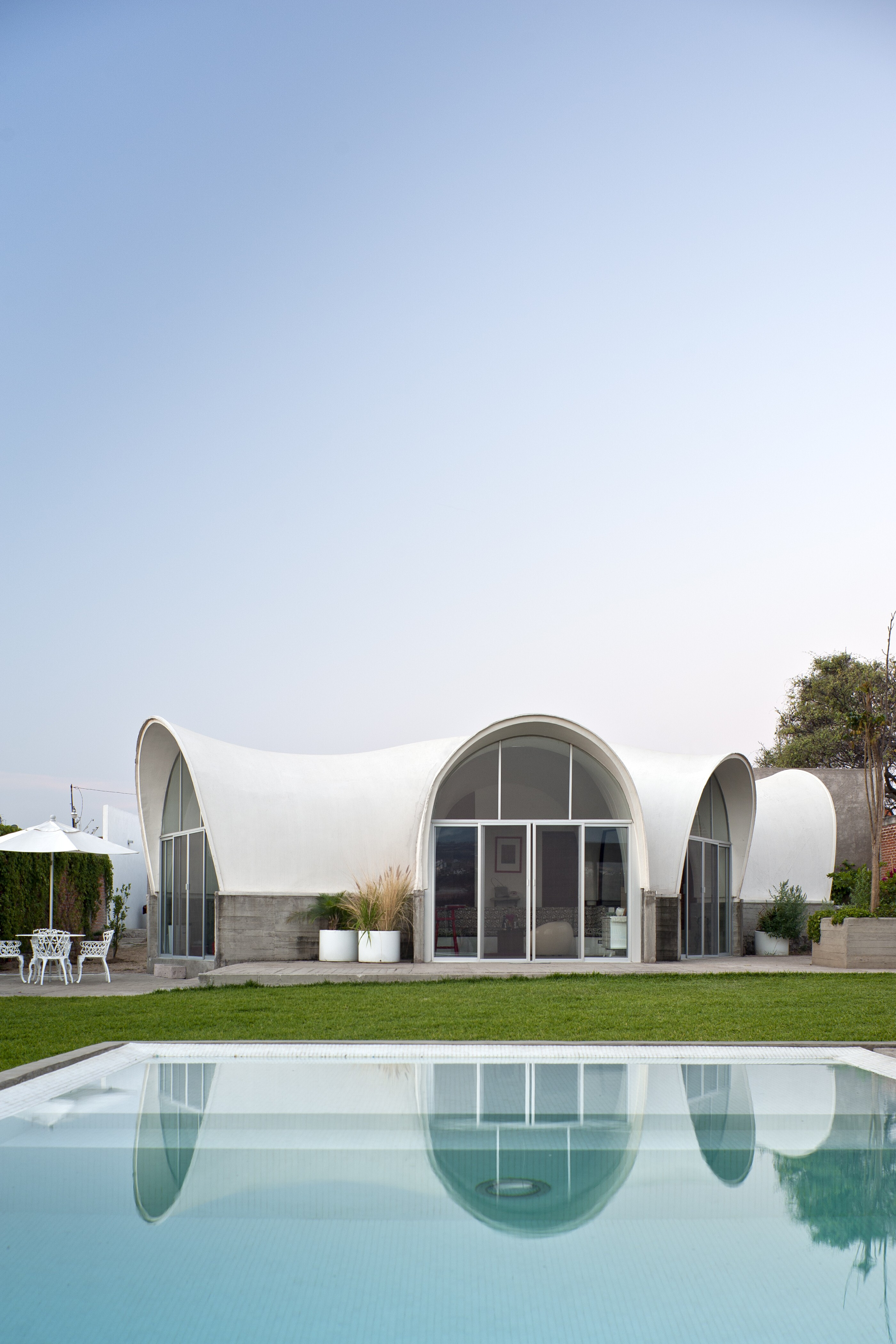 墨西哥 Tlayacapan 的现代私人住宅-16