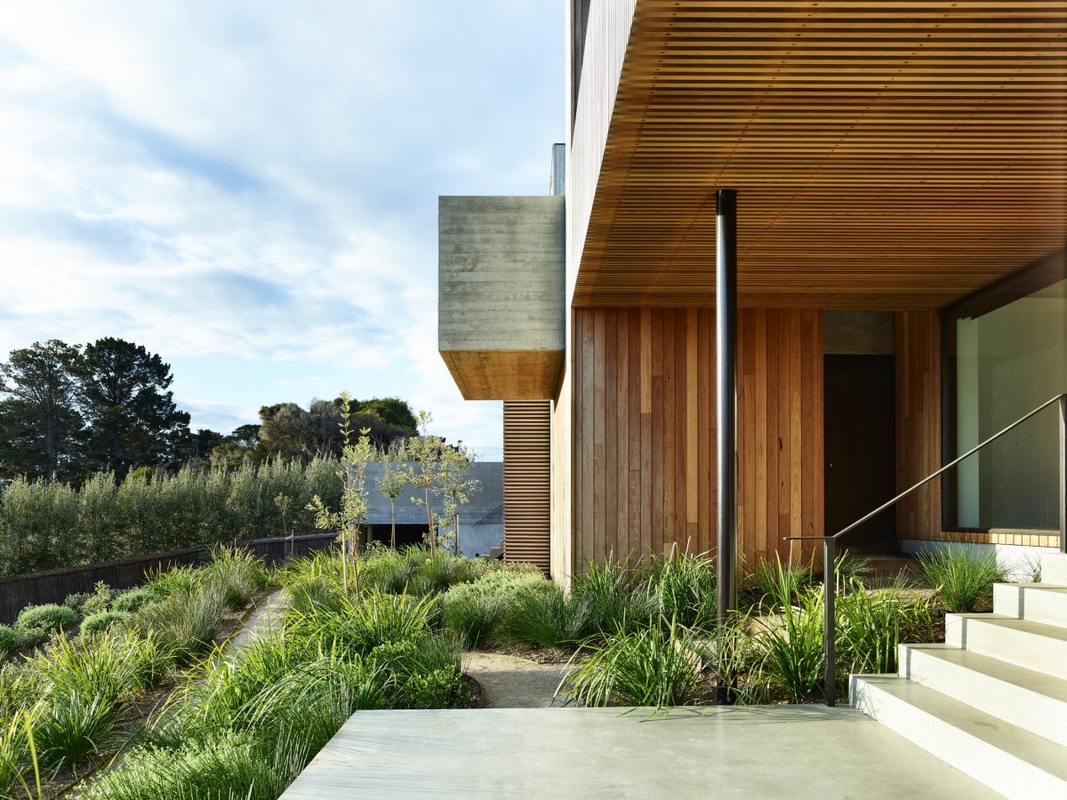 那不勒斯海岸线上的现代“逃亡”之家-3