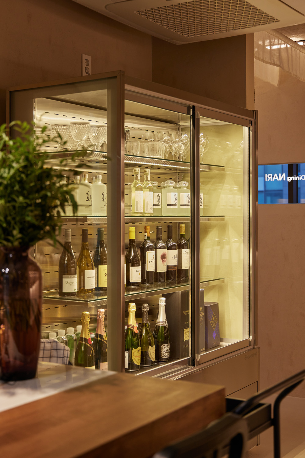 现代简约餐厅设计，打造温馨舒适就餐环境-18