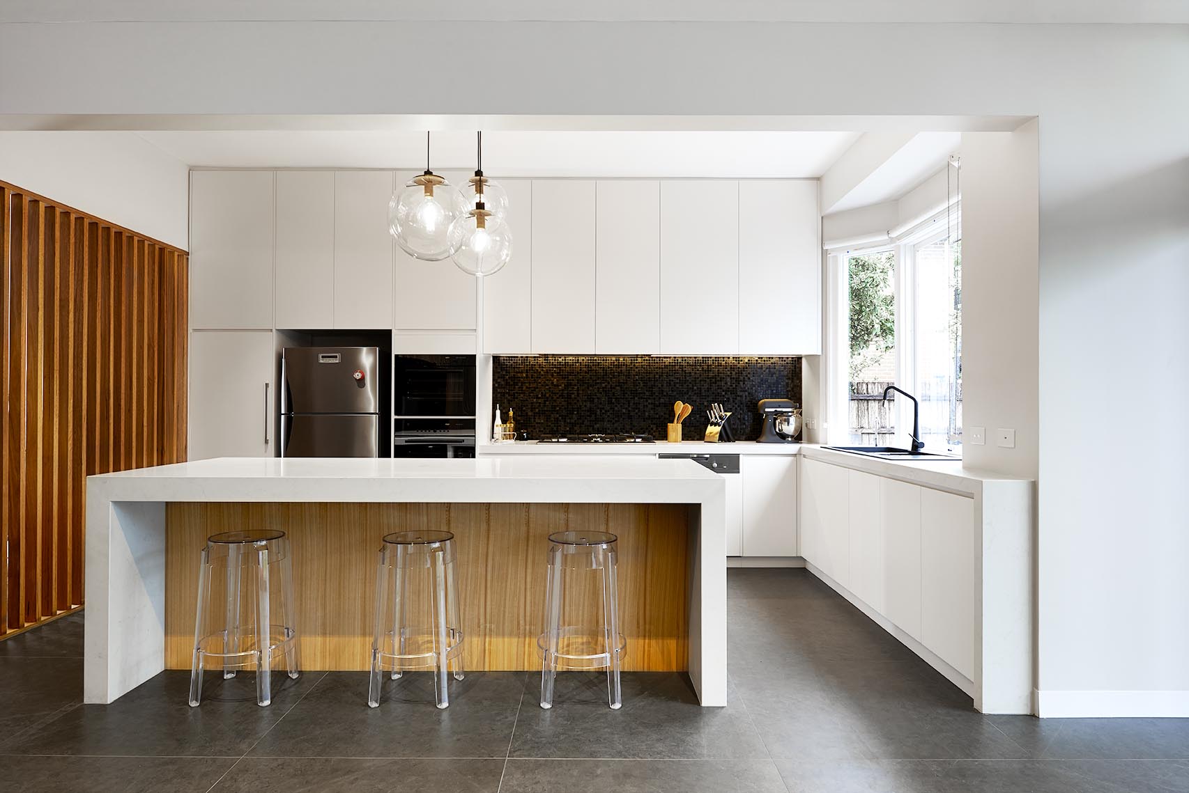 格伦艾里斯（Glen Iris）扩建与翻新工程

注：E·tension推测为Extension的拼写错误，在建筑领域Extension常指建筑的扩建部分，Renovation指翻新、整修Glen Iris一般是特定的地名，音译为格伦艾里斯 丨澳大利亚墨尔本丨JLTL Architects-19