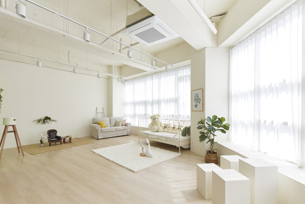白色木纹打造宁静音乐工作室-4