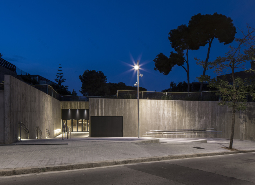 古堡水塔重生,历史与现代交融的公共空间-24