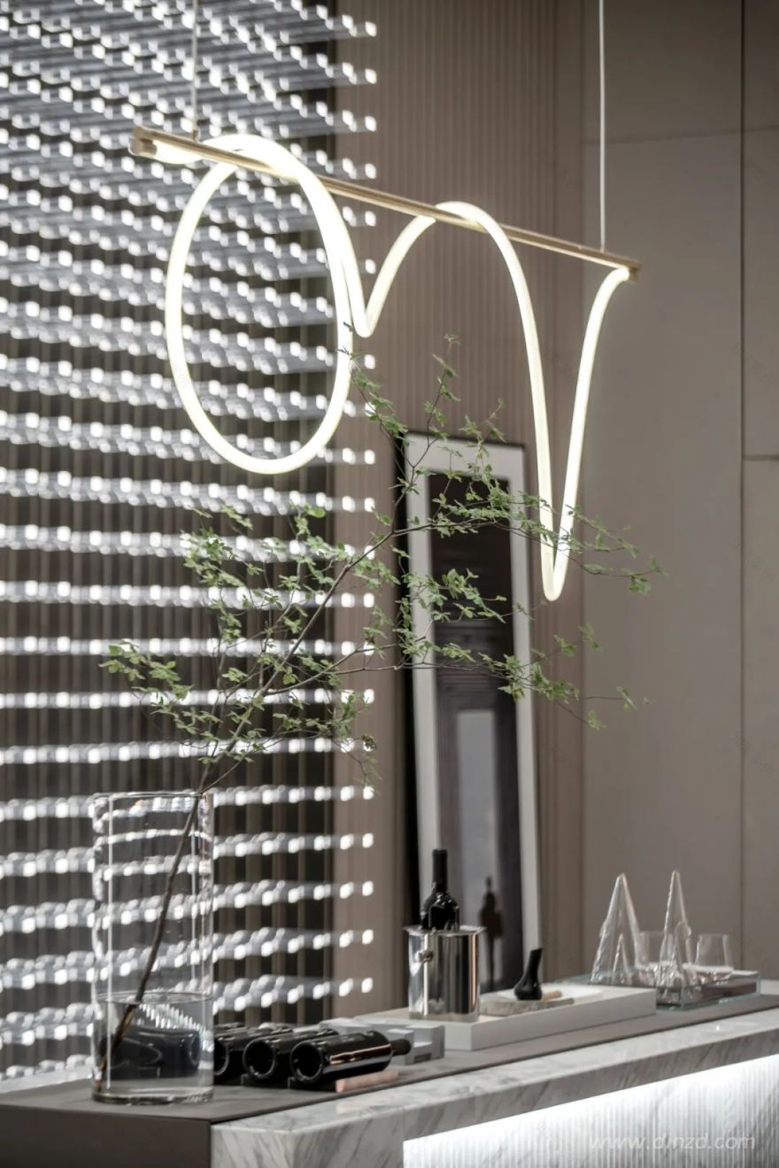 广州 185㎡叠墅样板间,演绎轻快都市生活-32