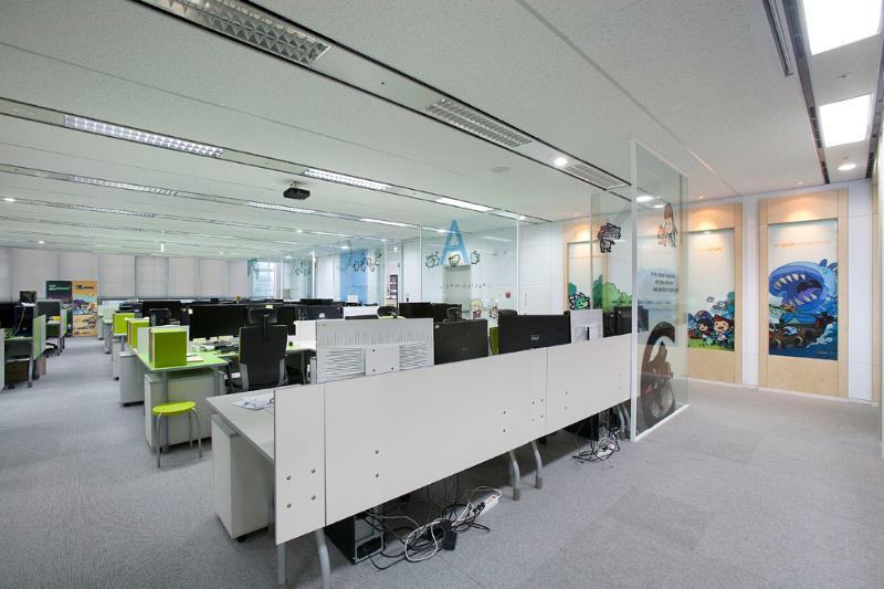 简约清新 150 平米游戏公司办公室设计-3