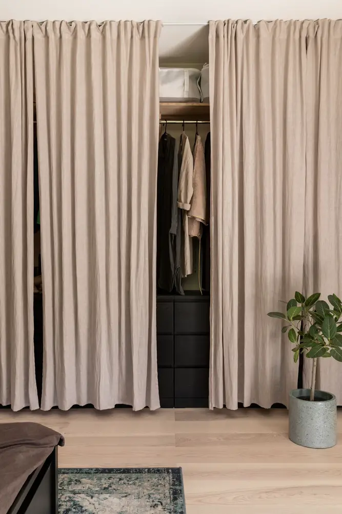 打造实用美观的客厅入口 | 瑞典家庭公寓设计-18