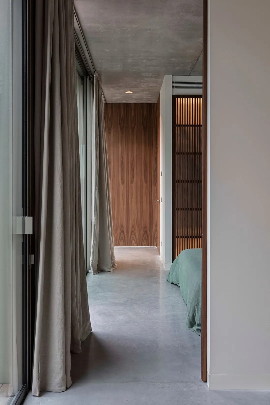 西班牙布拉瓦海岸极简度假屋丨Garcésde SetaBonet Arquitectes-27