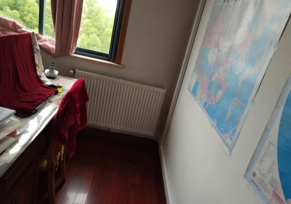 上海闵行放鹤路万顺苑小区明装暖气片设计实例-8