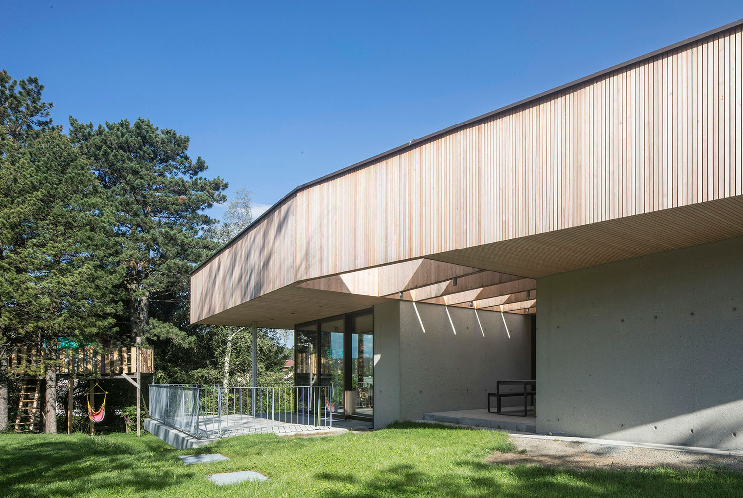 奥地利山脉美景现代家居-12