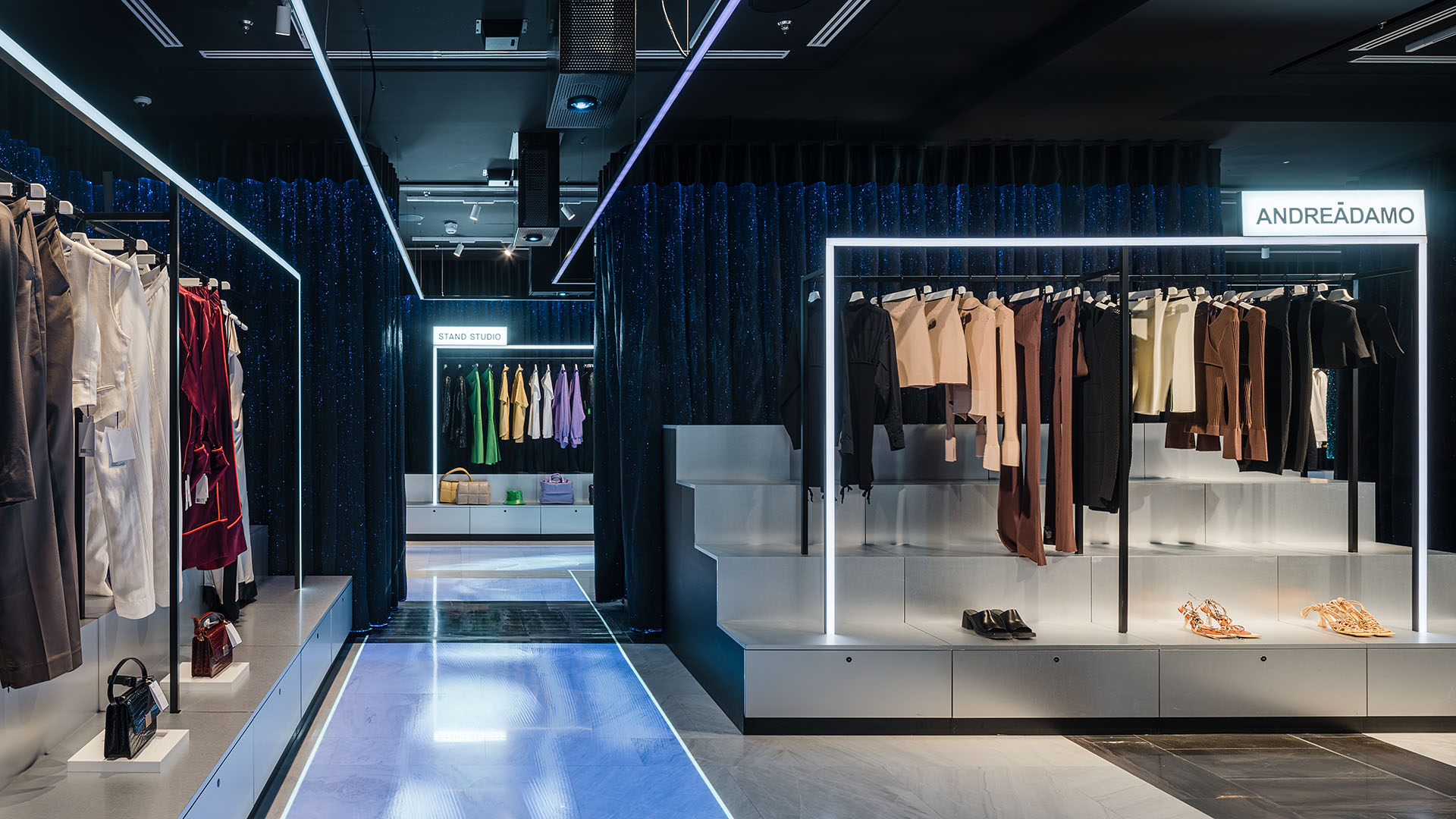 WOW 在线购物体验店丨西班牙马德里丨External Reference-28