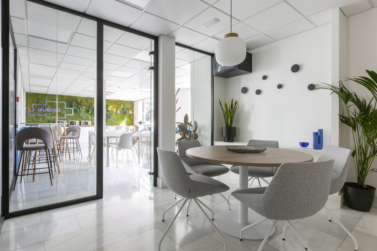 西班牙 NÚBIKA Cloud Solutions 办公室设计丨西班牙马德里丨emmme studio-17