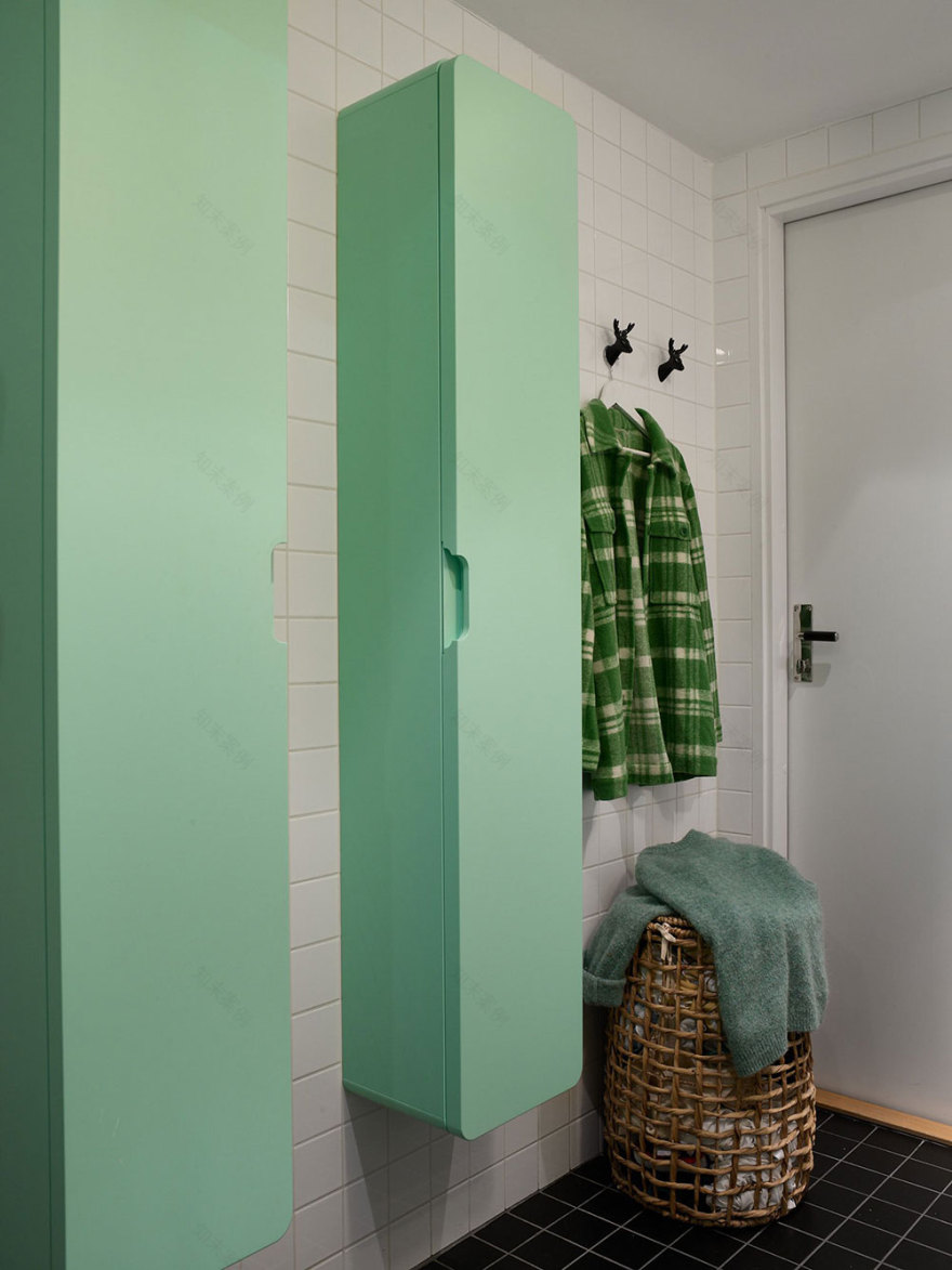 斯德哥尔摩前邮局改造的活力阁楼公寓-24