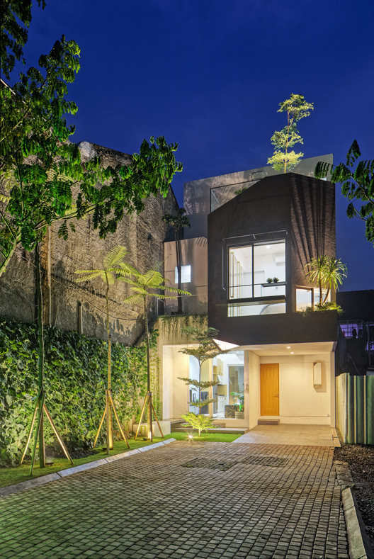 印尼 Linaya House | 紧凑型住宅设计-15