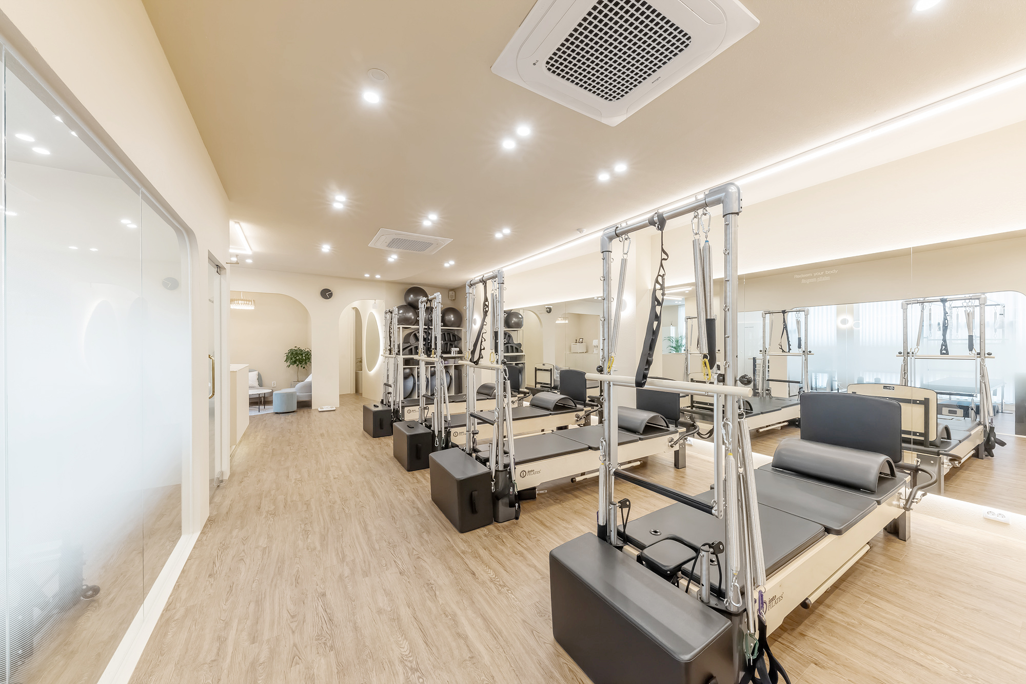 40 平现代简约健身房设计实例-6