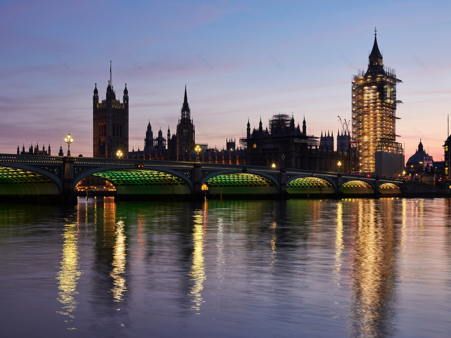 英国“光河”大型灯光装置丨英国伦敦丨Leo Villareal-50