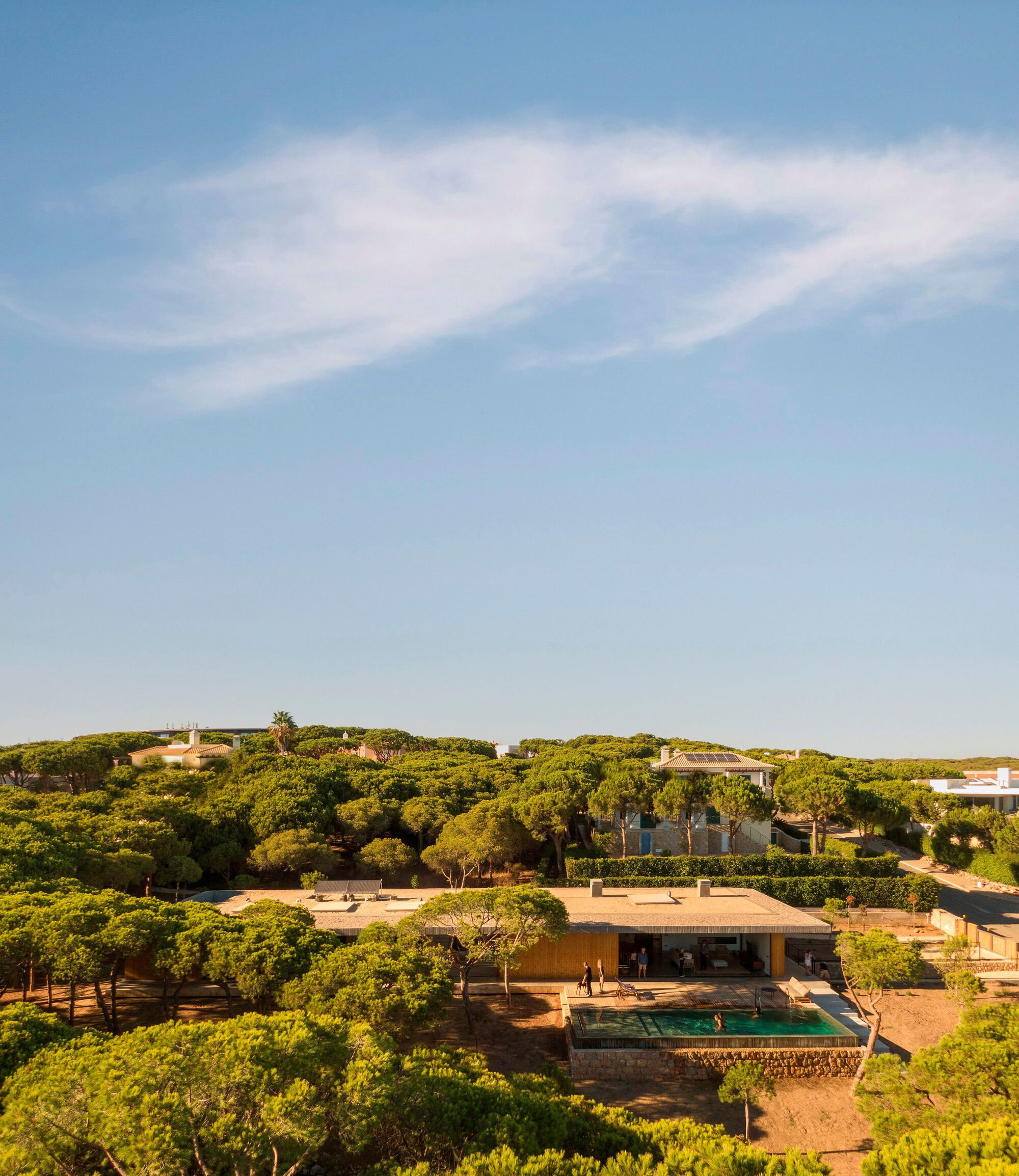 普拉亚韦尔德的房子丨葡萄牙丨Atelier Central Arquitectos-8