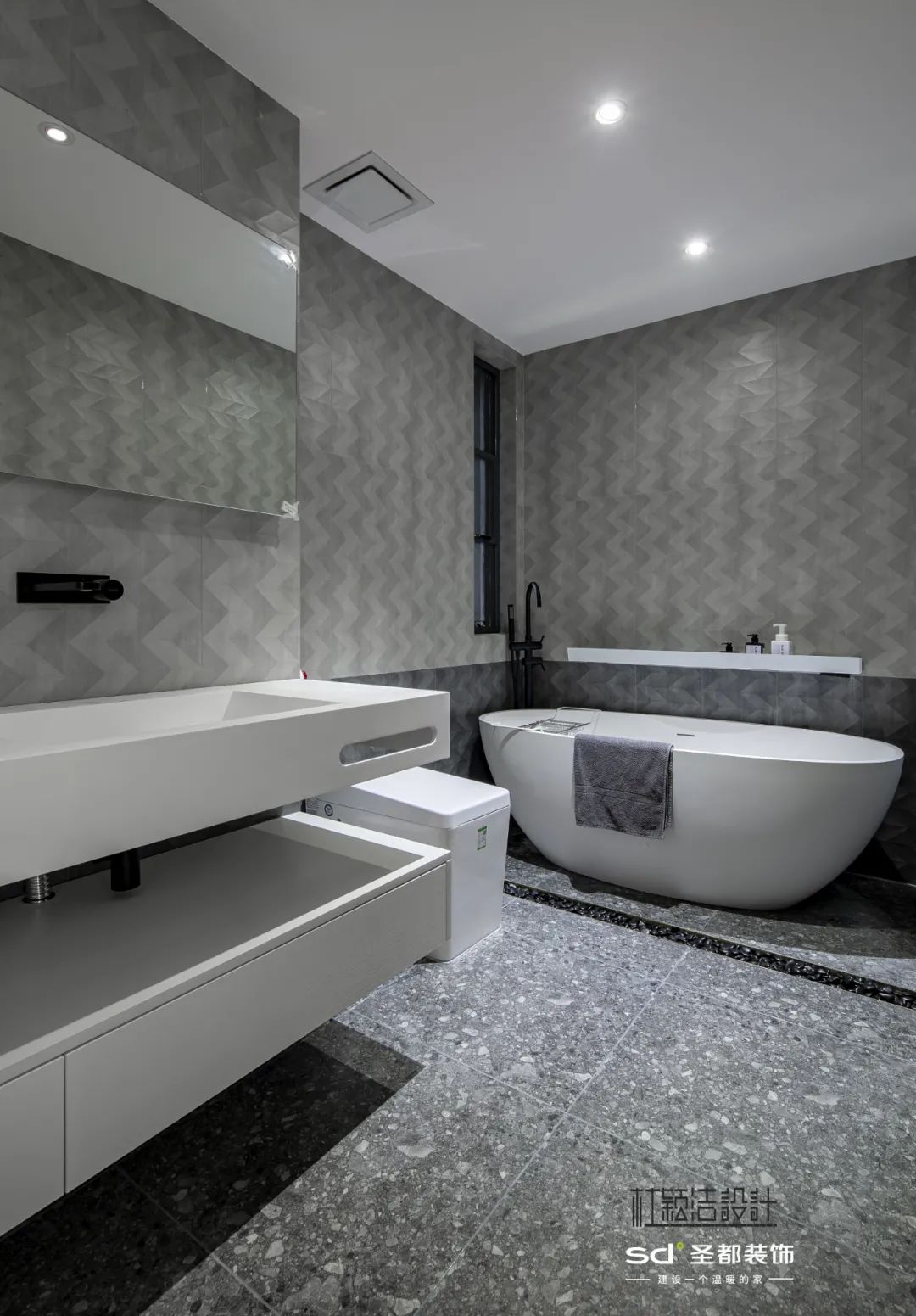 机车控的秘密基地 | 极简复古的 120㎡浪漫空间-71