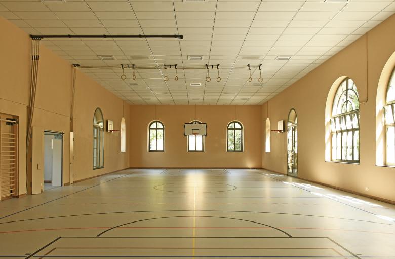 林德北体育馆改造丨瑞士丨häberli heinzer steiger architekten-6