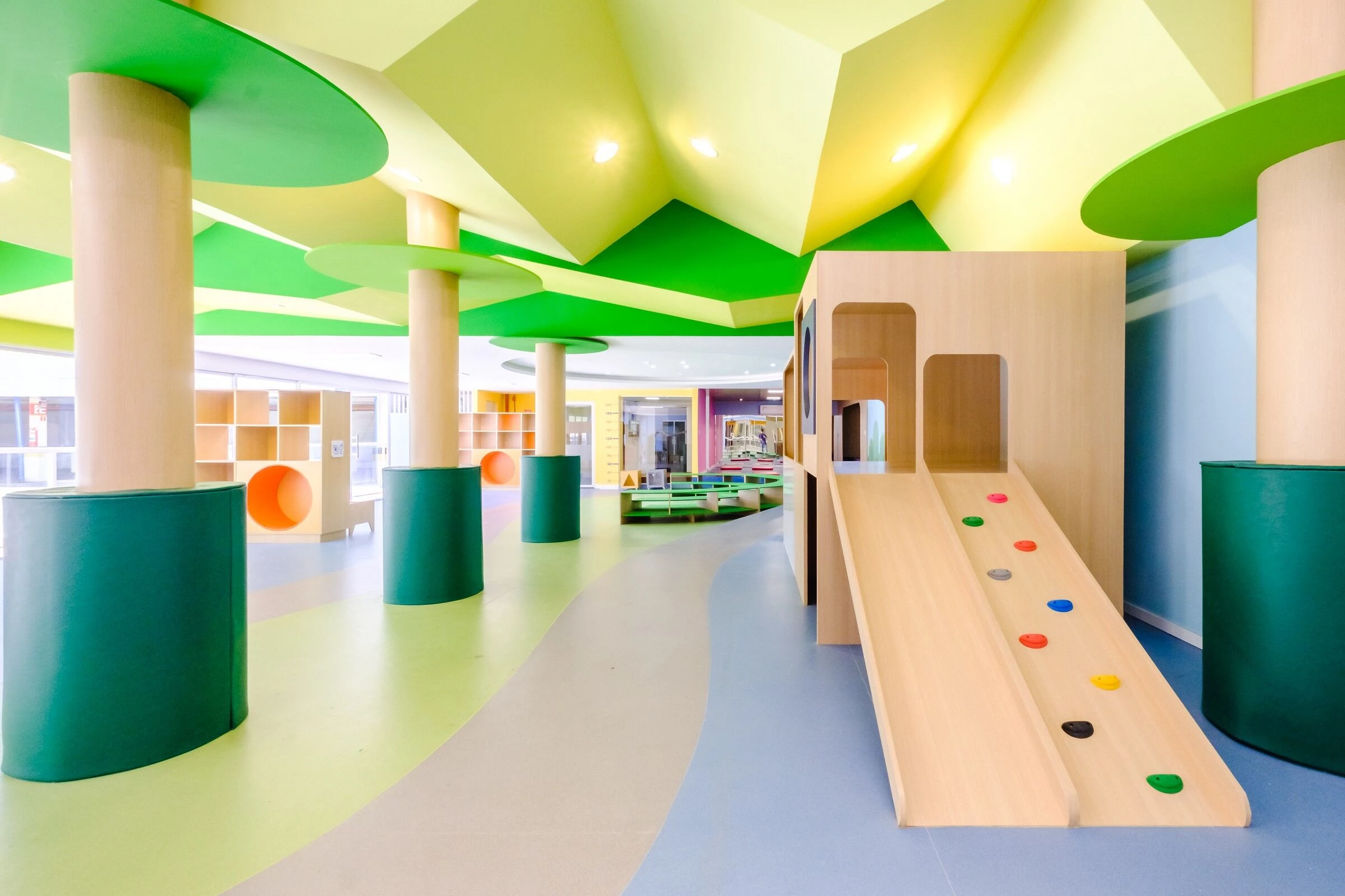 Children's Studio at Colégio Salesiano-11