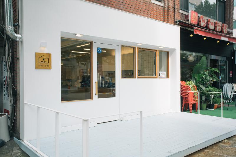 11 坪简约风咖啡厅，打造温馨舒适空间-17