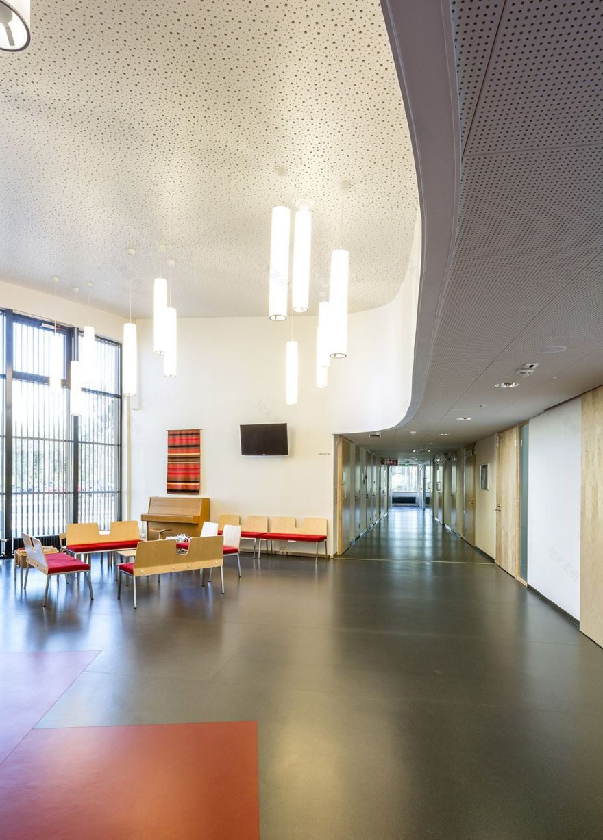 芬兰 Ruukki 新建医疗诊所,温馨公共空间设计-27