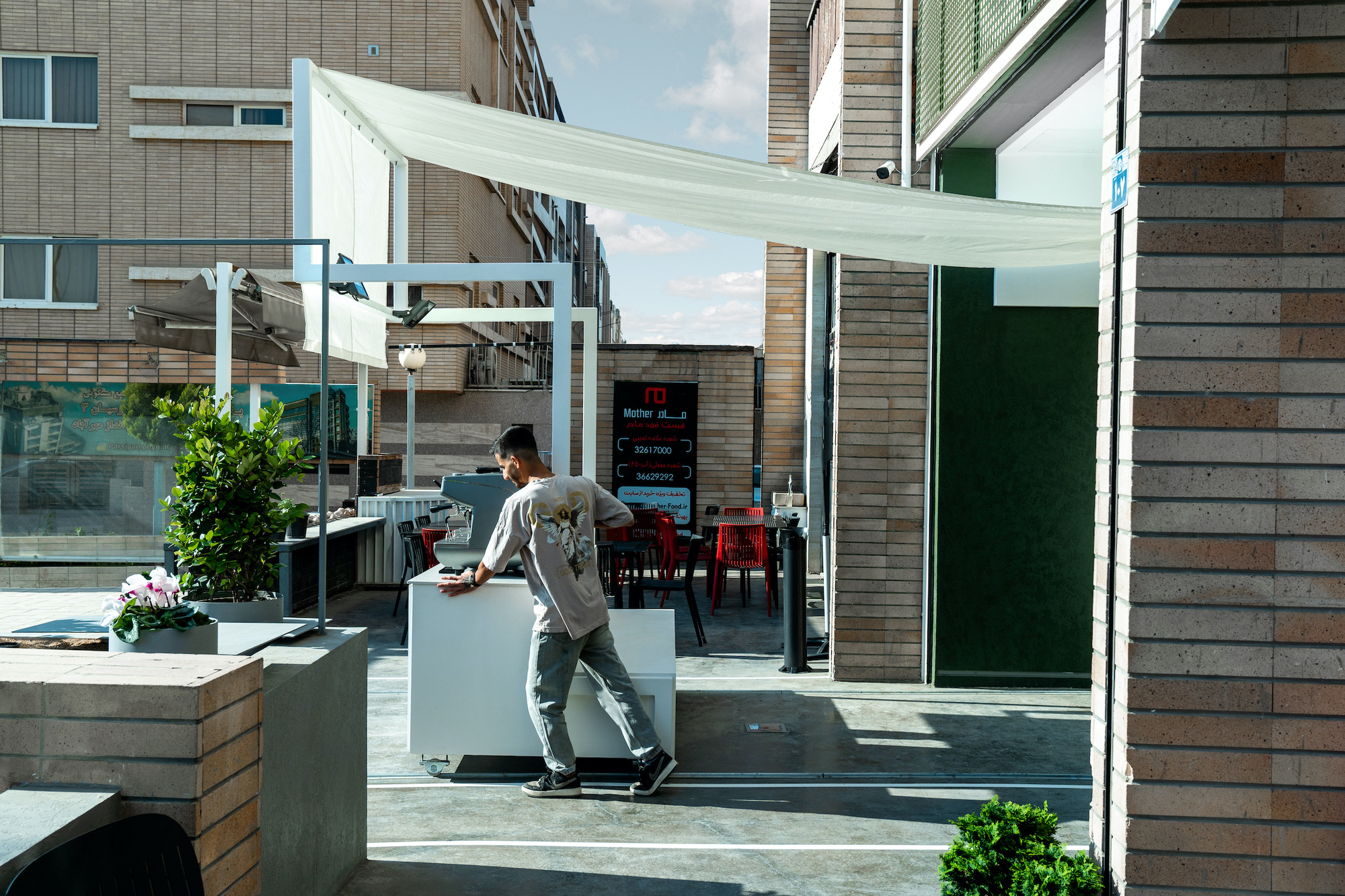 步行天篷（3ra 咖啡小酒馆）丨伊朗丨Paad Architects-8