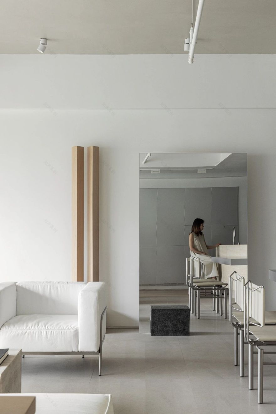 服装品牌主理人的美学空间试验场丨中国深圳丨无限 STUDIO 空间设计-12