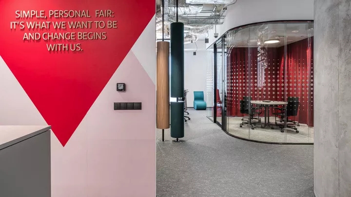 波兰桑坦德银行卢布林办公室-13