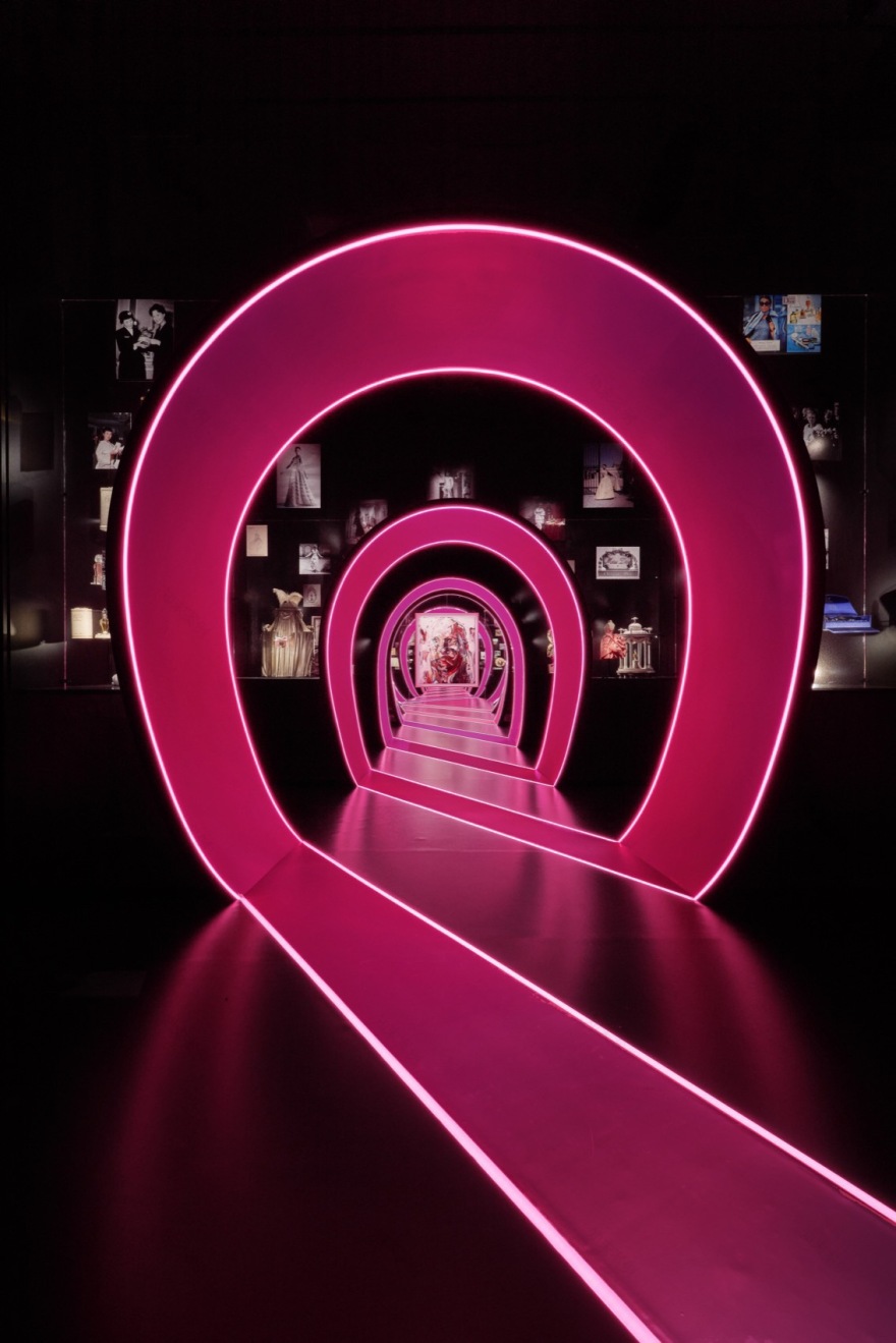 Stories of a Miss展览,日本 / OMA-45