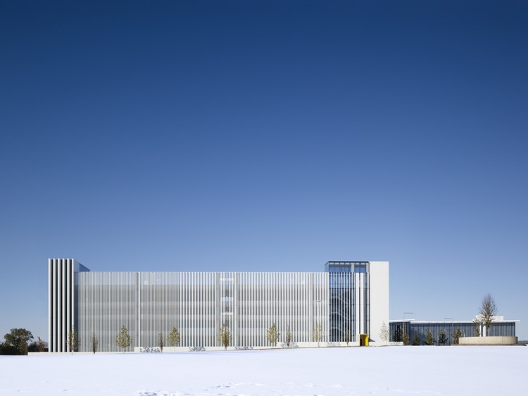 Chesapeake Car Park 4  Elliott + Associates Architecs-41