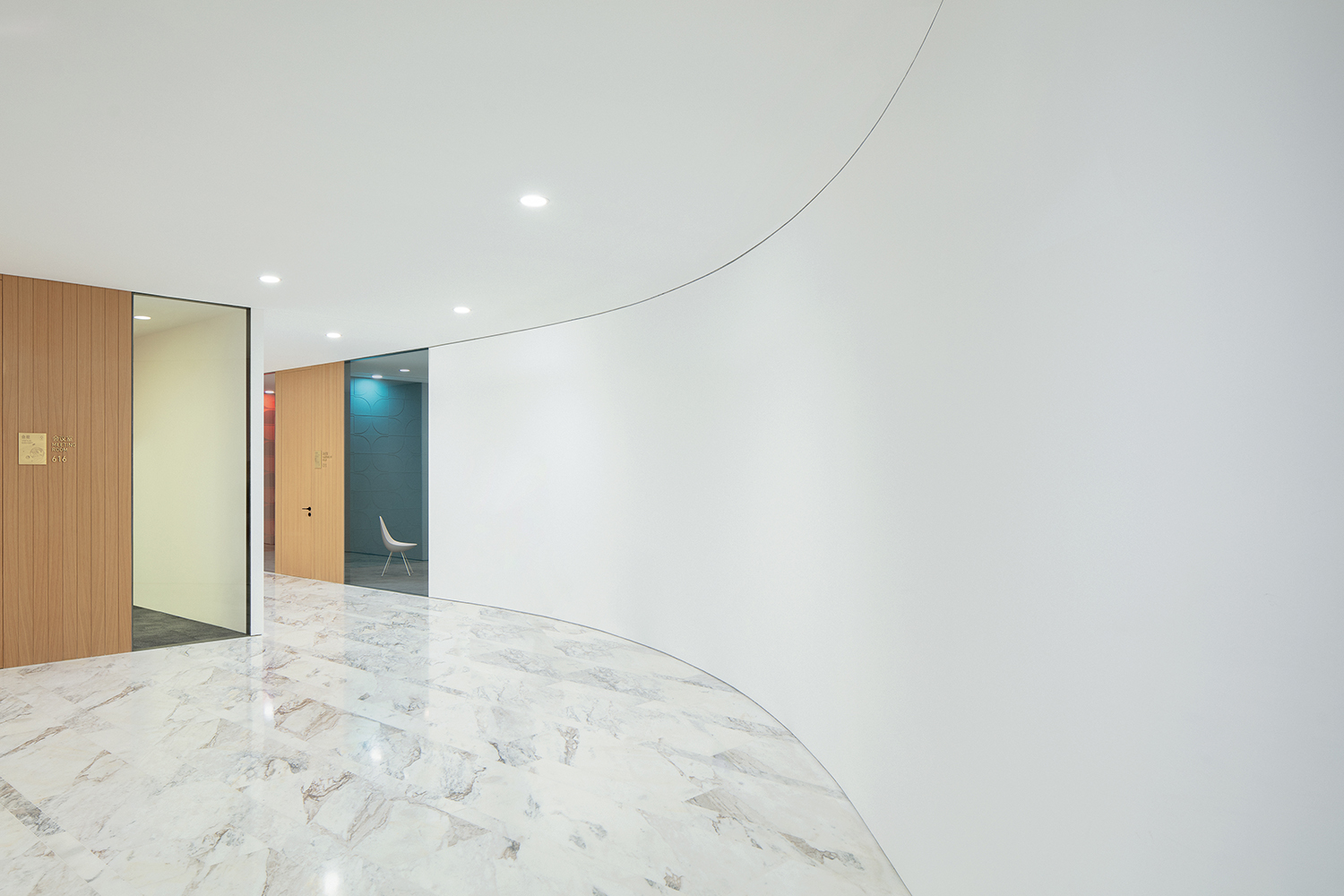 自然而然：老建筑里的办公空间再生 / CPLUS希加建筑 -2