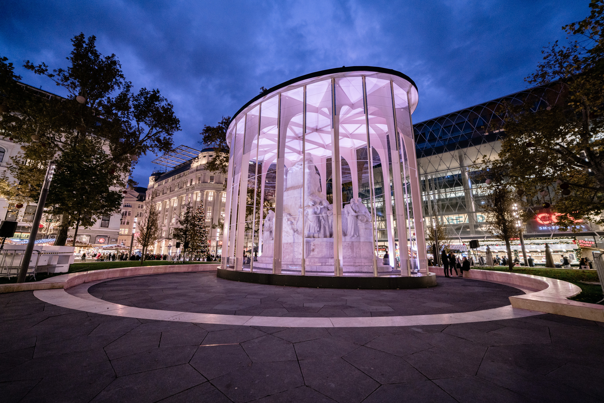 Art Shield Statue Conservation Pavilion / Hello Wood-40