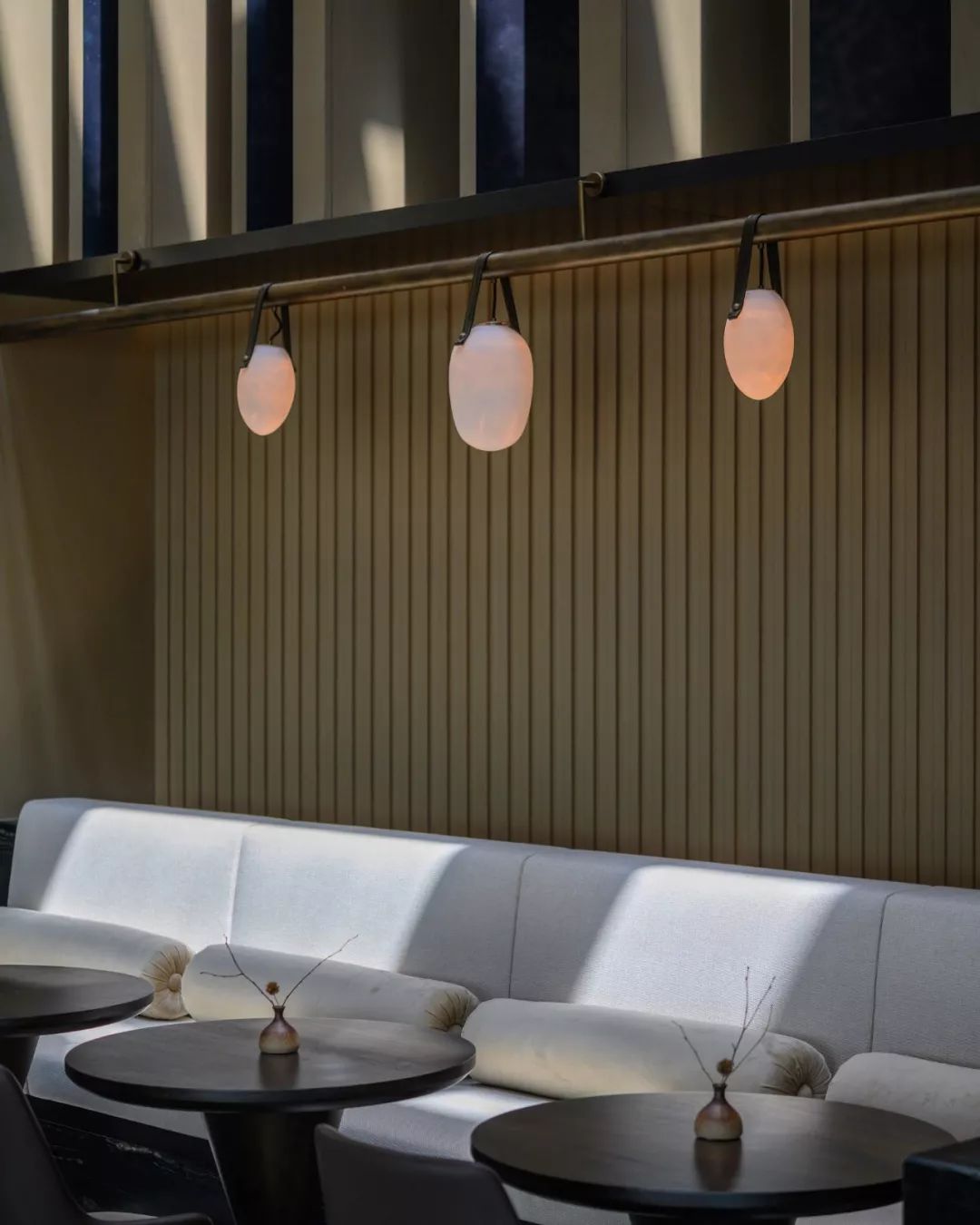 美国米其林三星大厨首家海外餐厅亮相深圳：奢侈是什么？  邵程-99