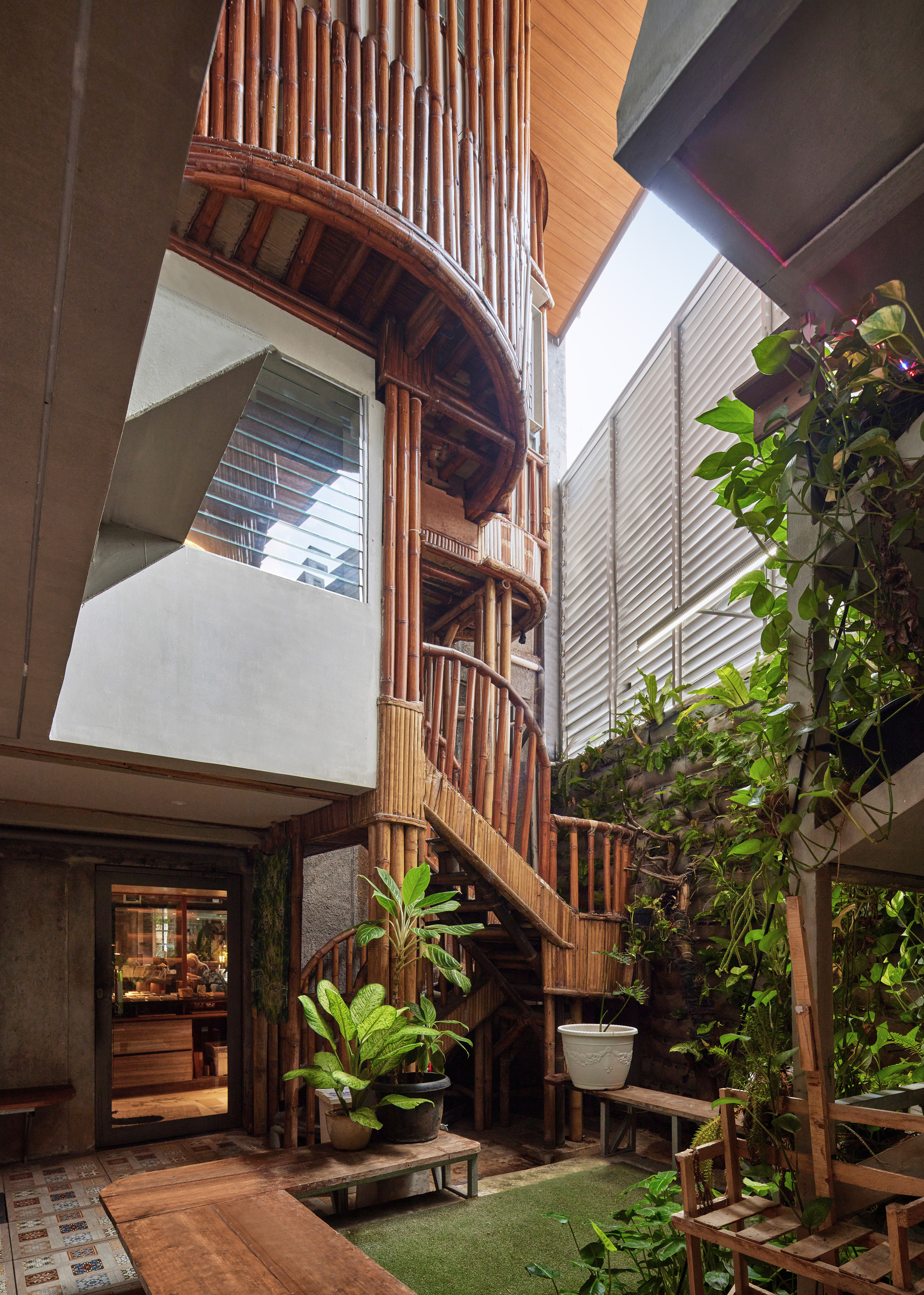 绿意盎然的别墅住宅兼工作室丨印度丨Realrich Architecture Workshop-47