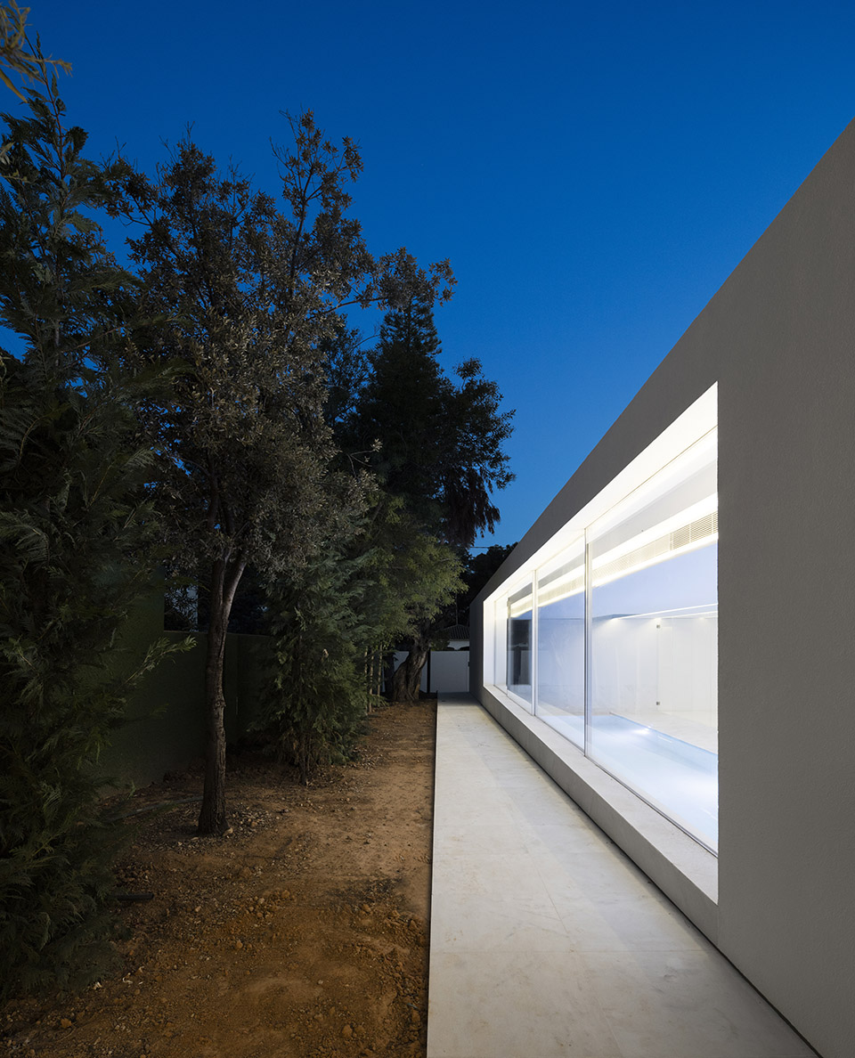 松树林之间的住宅，西班牙 / Fran Silvestre Arquitectos-82