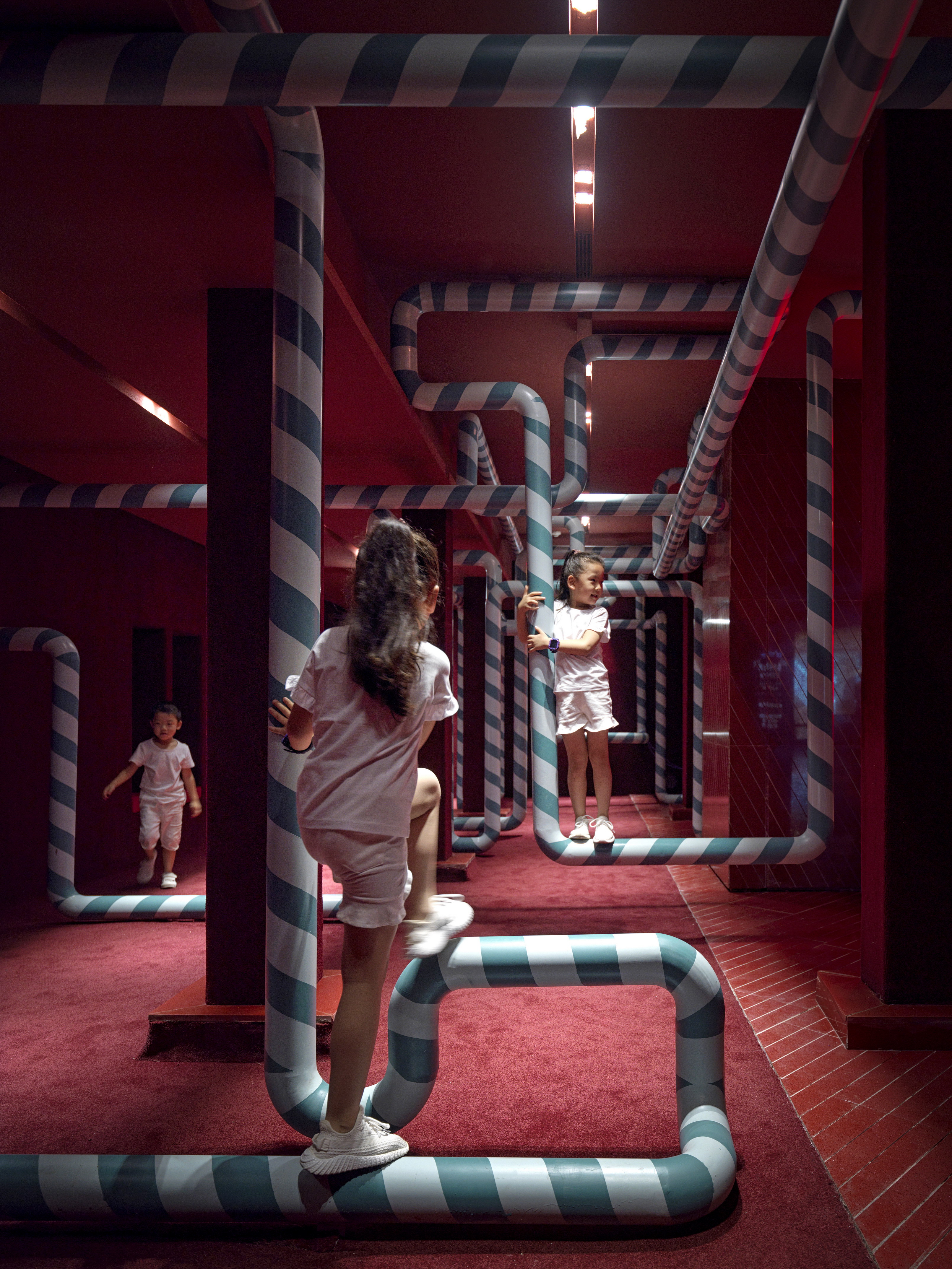 长江太阳里电影院 XianLaBotanicaCapitalandMall | 颠覆传统的红色电影世界-34