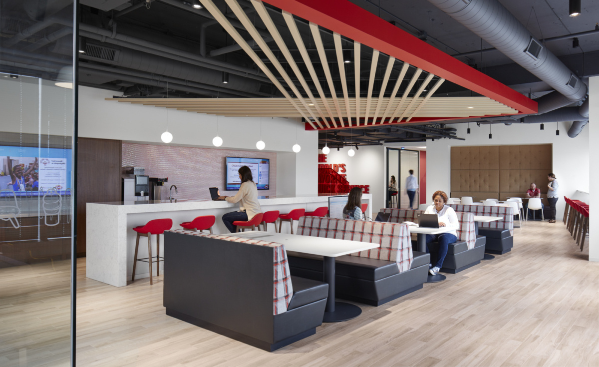 趣味与功能并重，DQ 全球总部室内设计展现现代风格-14