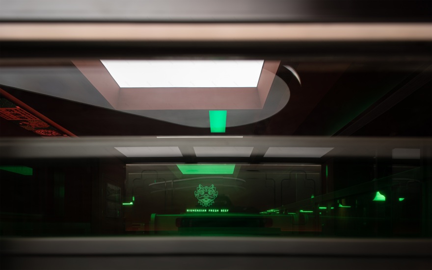 牛很鲜·潮汕牛肉火锅连锁店(杭州万象汇店)丨中国杭州丨慢珊瑚设计-17