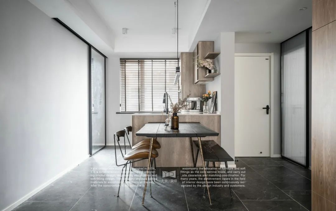 110 平现代简约++ 原木风三居室,功能至上,实现衣帽间梦想-46