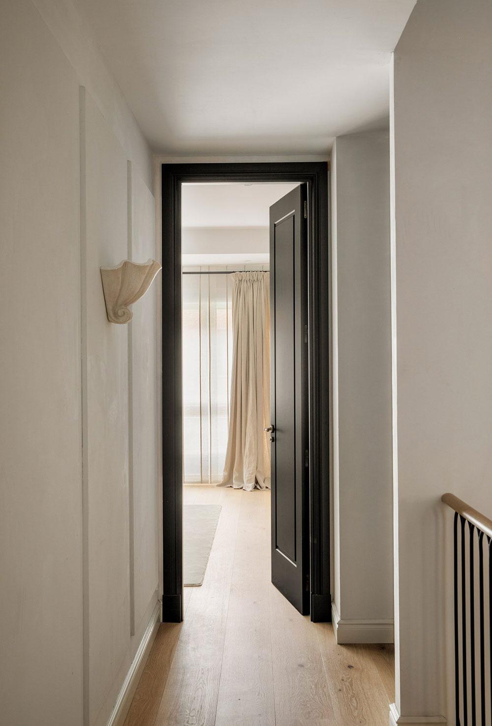 马德里优雅复古公寓设计-18