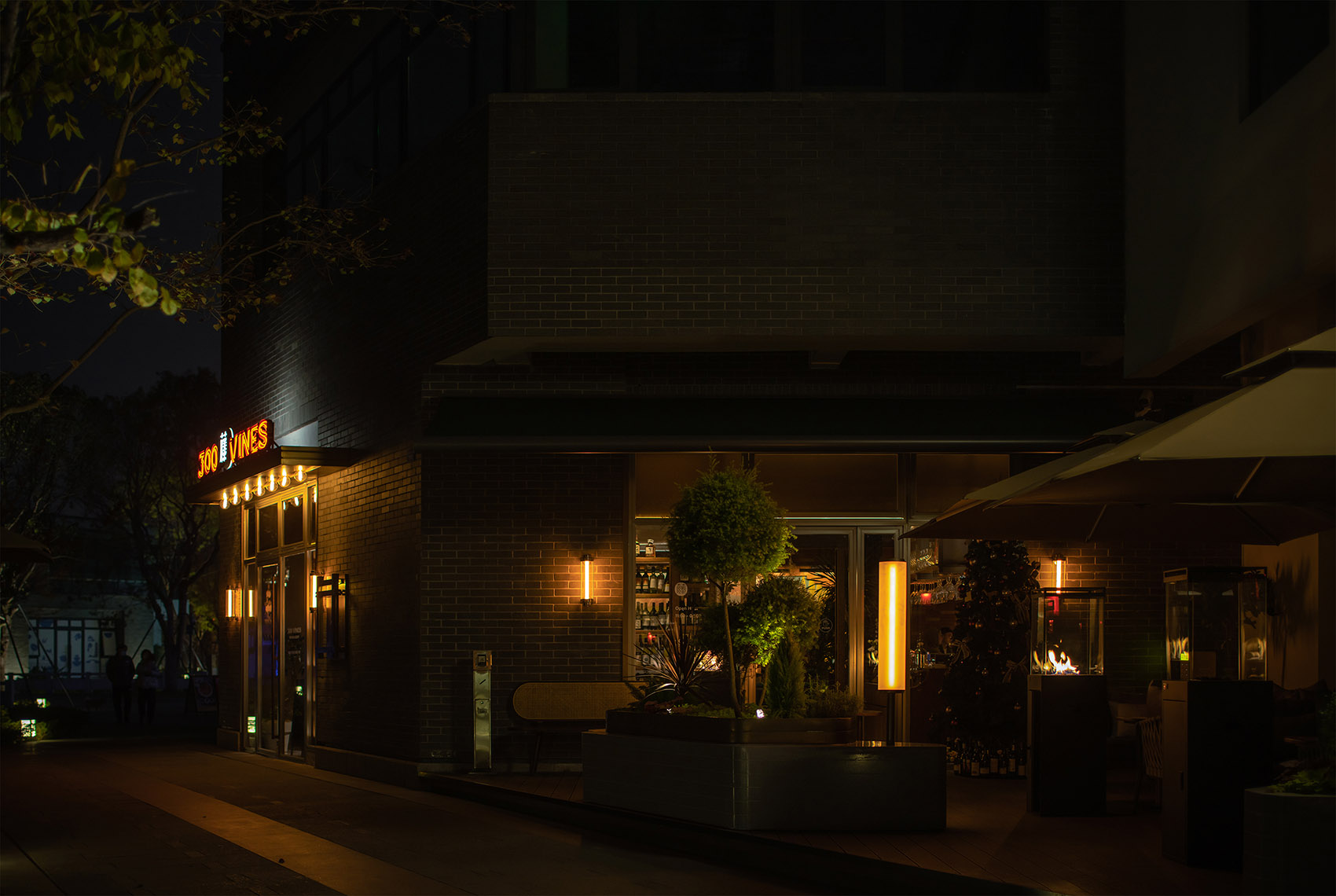 300 藤 VINES 餐酒馆丨中国成都丨构看建筑设计-43