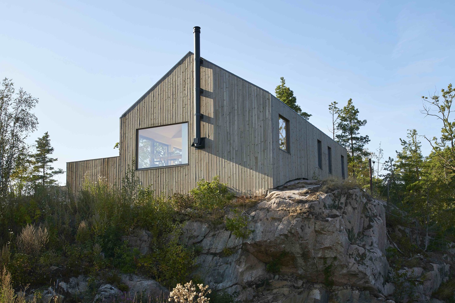 Cabin Åkvåg · 简约景致的挪威夏屋设计丨Fjord Arkitekter-10