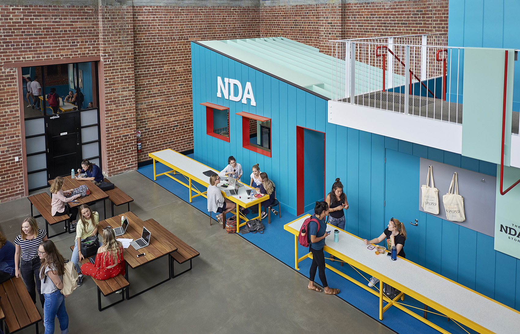 诺特丹大学学生中心，澳大利亚 / Cox Architecture-4