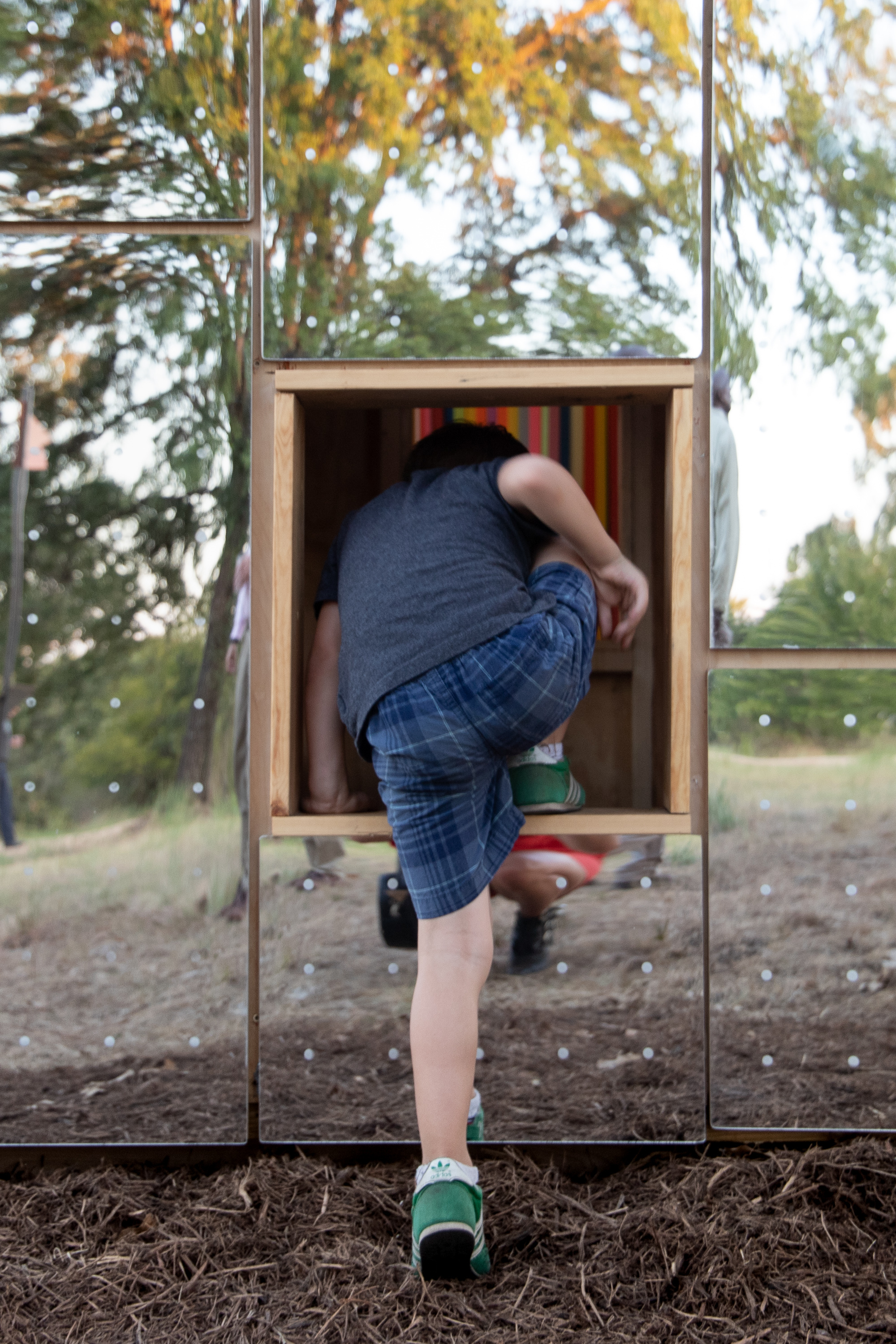 Hidden in Plain Sight Pavilion / Nelsen Partners-29