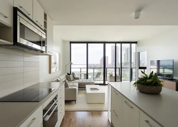 Heron 健康住宅大楼丨美国坦帕丨KPF-30