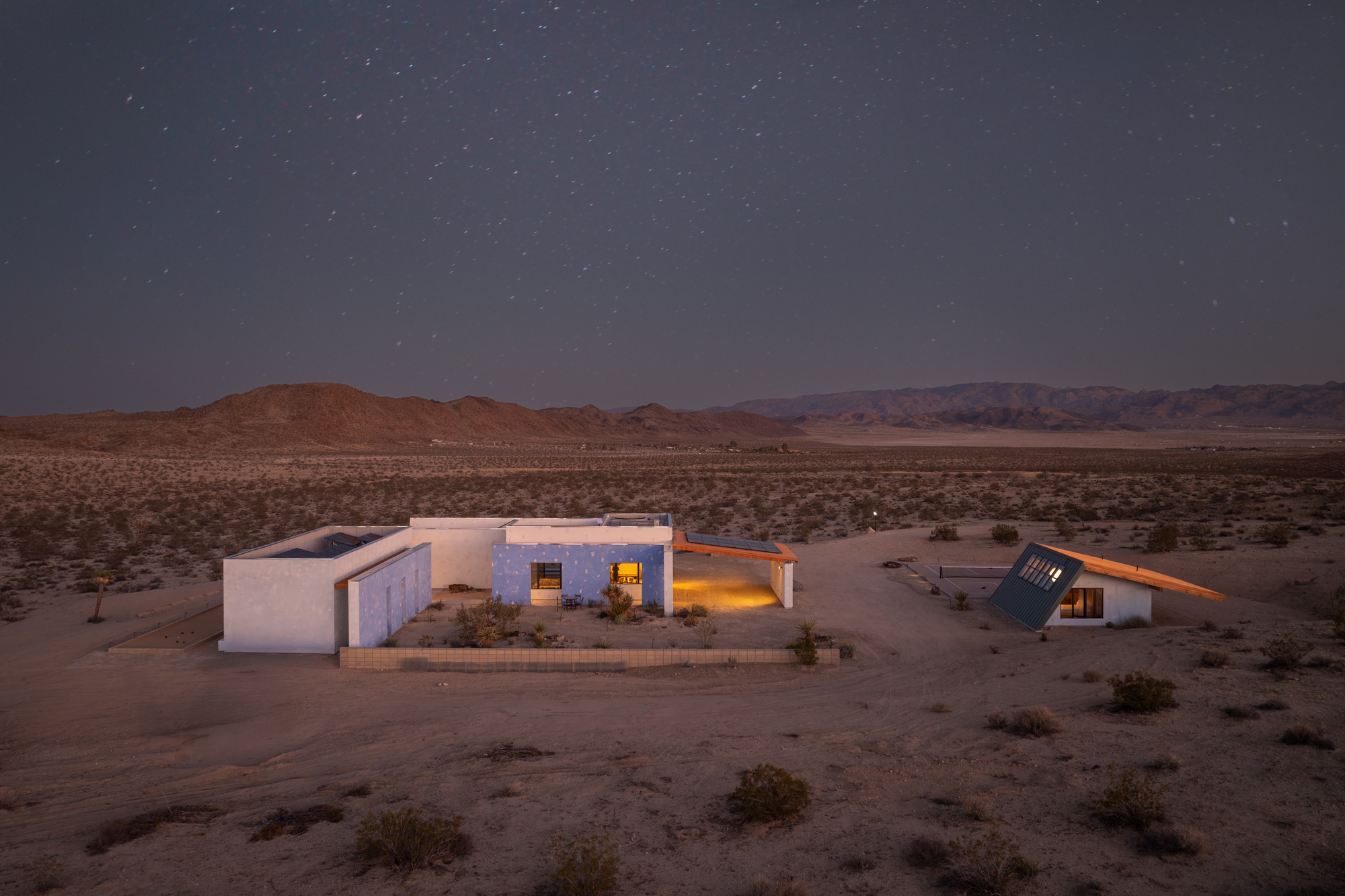 丨美国丨Studio AdM-48