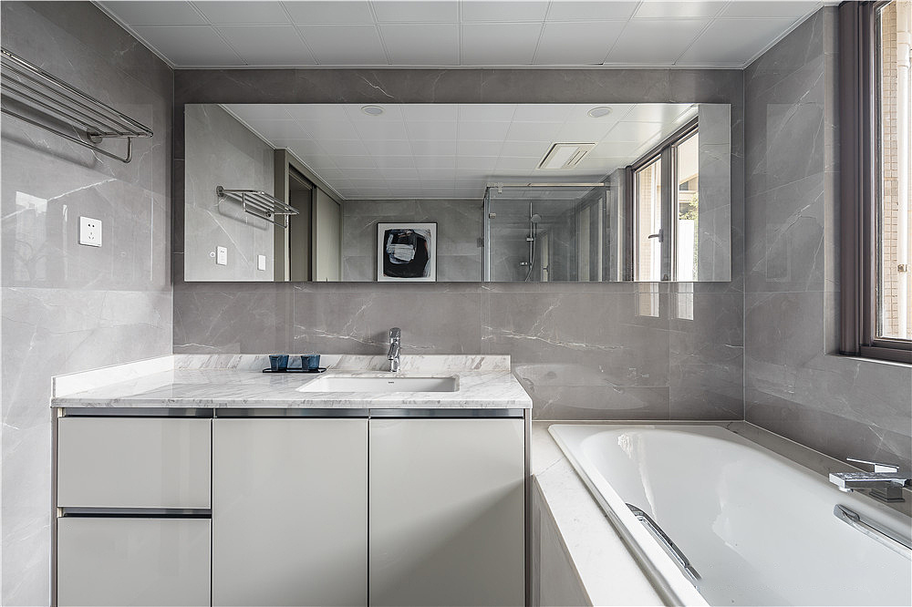 现代简约客厅，石材与木饰面的质感碰撞-7