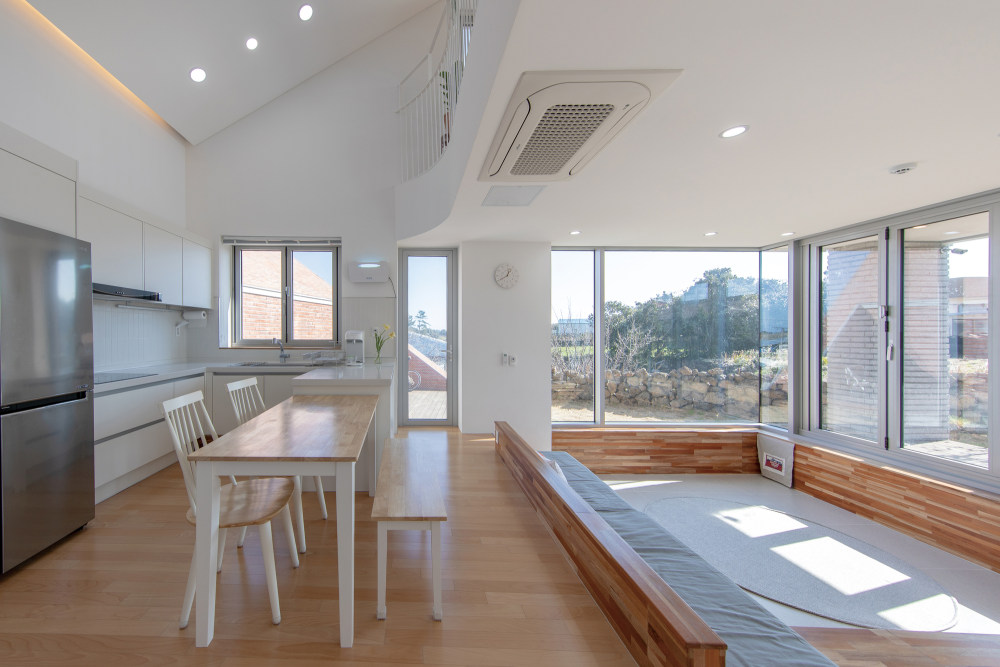 依山傍水的韩式别墅-22