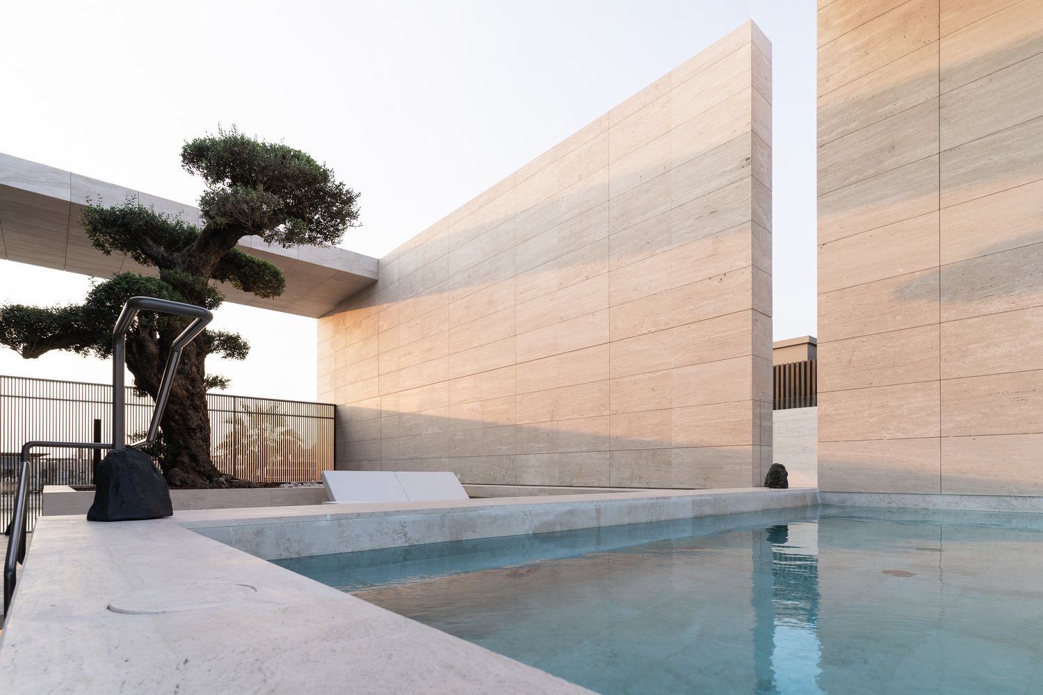 迪拜棕榈岛 Allure House 极简海景别墅设计丨阿联酋迪拜-4